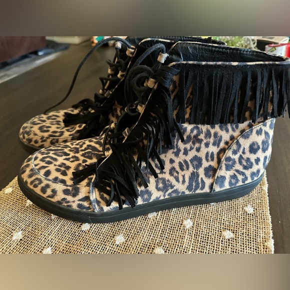 Crazy Train Shoes Crazy Train Good Luck Chucks Leopard Fringe